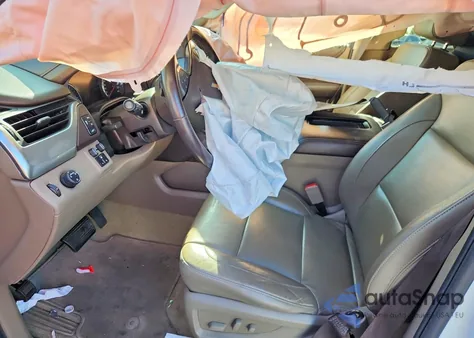 2017 Chevrolet Tahoe C1500 Lt z USA, uszkodzony, nr VIN 1GNSCBKC9HR397290